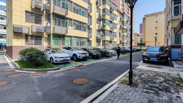 林业局小区外景图