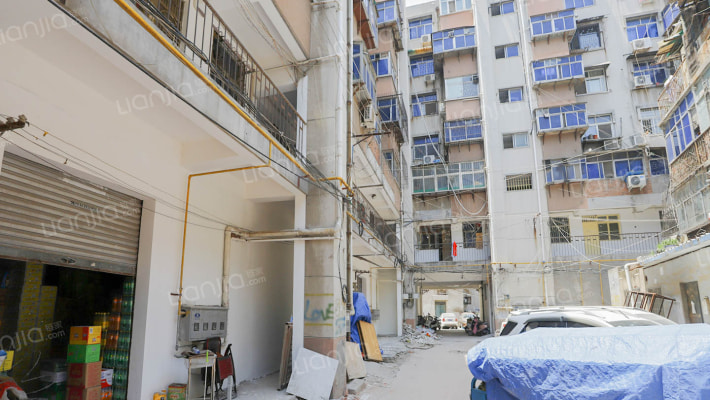 华山路101号院外景图