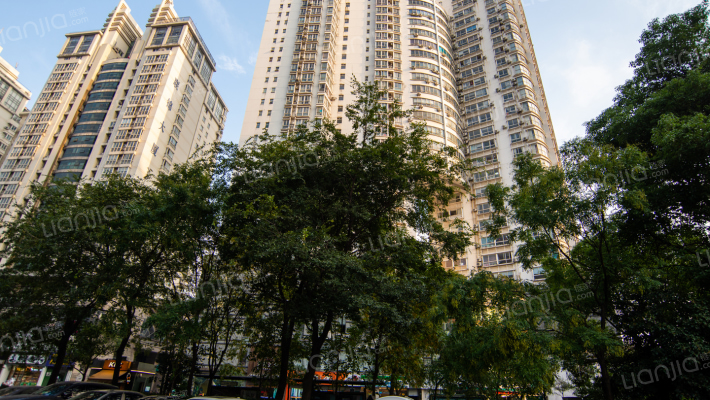 嘉汇大厦外景图