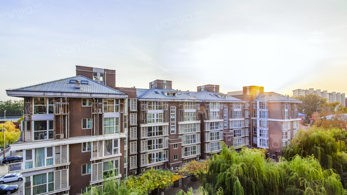 城市绿洲花园外景图