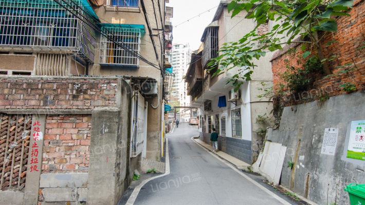 农村合作信用社宿舍外景图