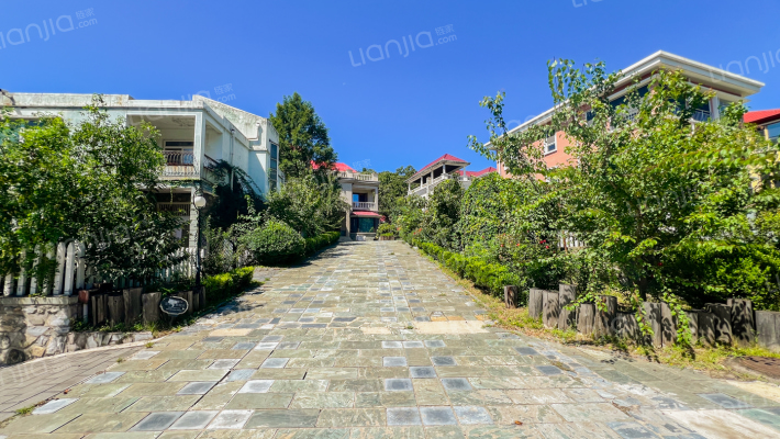 渡水山庄外景图