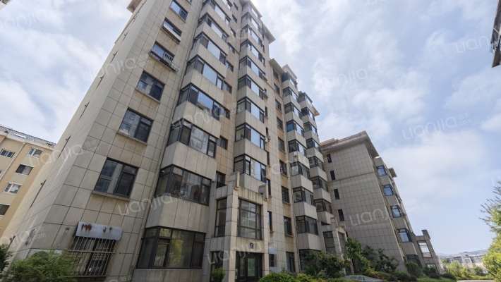 万合新街坊外景图