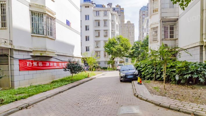 金钟小区外景图