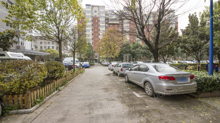 河南环保局家属院外景图