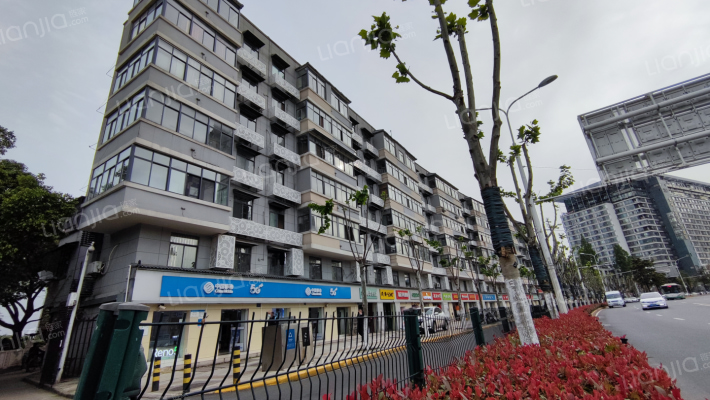 解放大道492号外景图