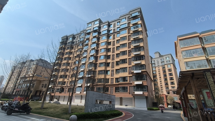 慧昌海山湖外景图