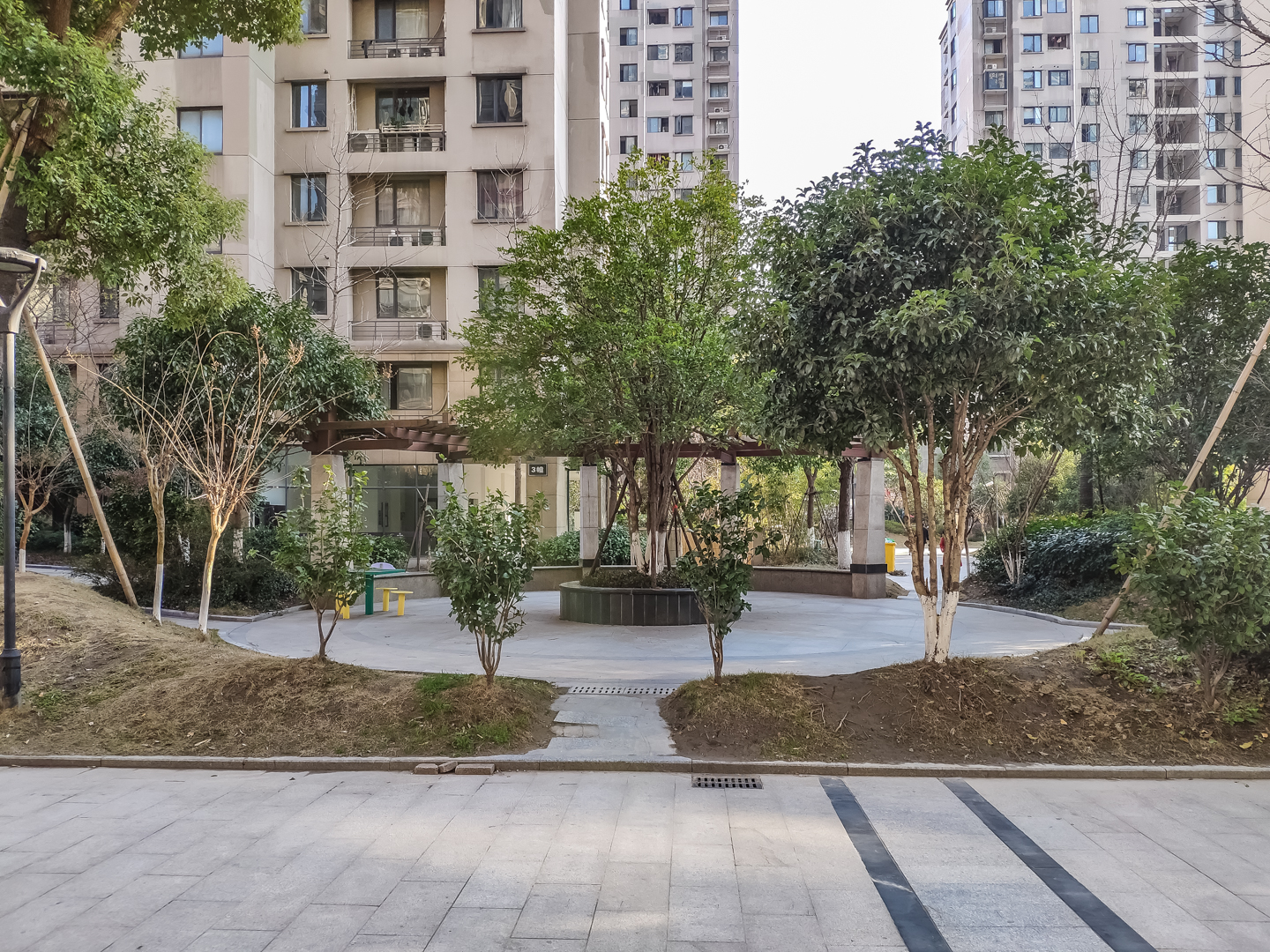 Shenglu Xiaoqu compound photo 5