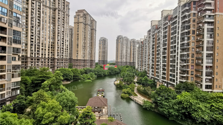 融侨江南水都悦湖外景图