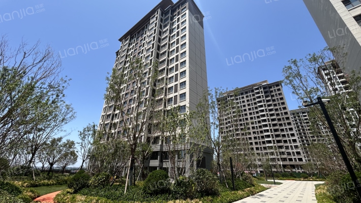 世茂璀璨学府外景图