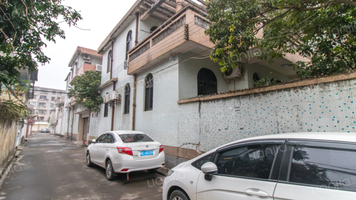 美湾西一区外景图