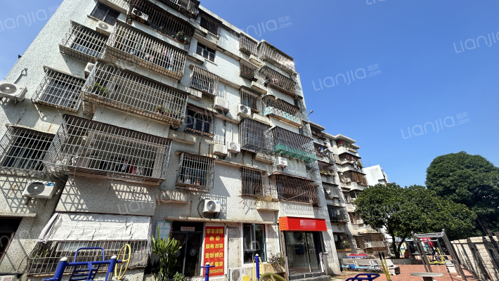 四中宿舍外景图