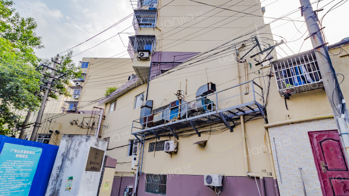 中央北路110号外景图