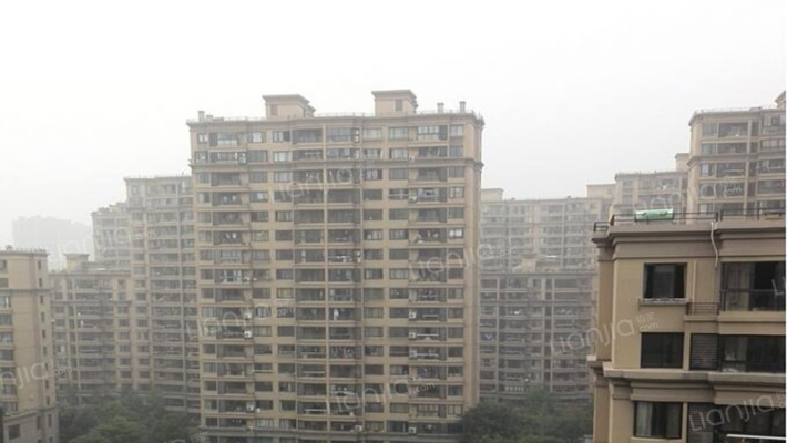 蓝爵白马尊邸外景图