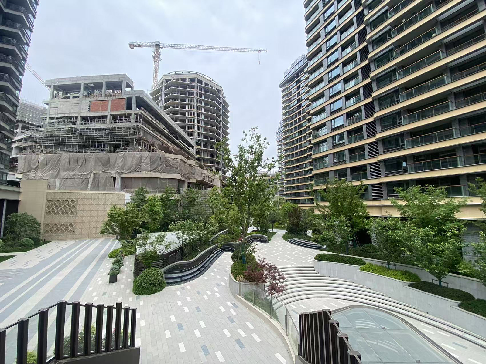 River Opus compound photo 2