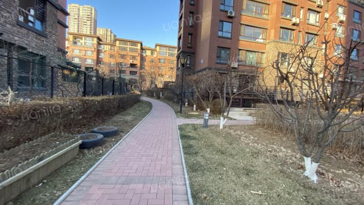 中铁丁香水岸外景图