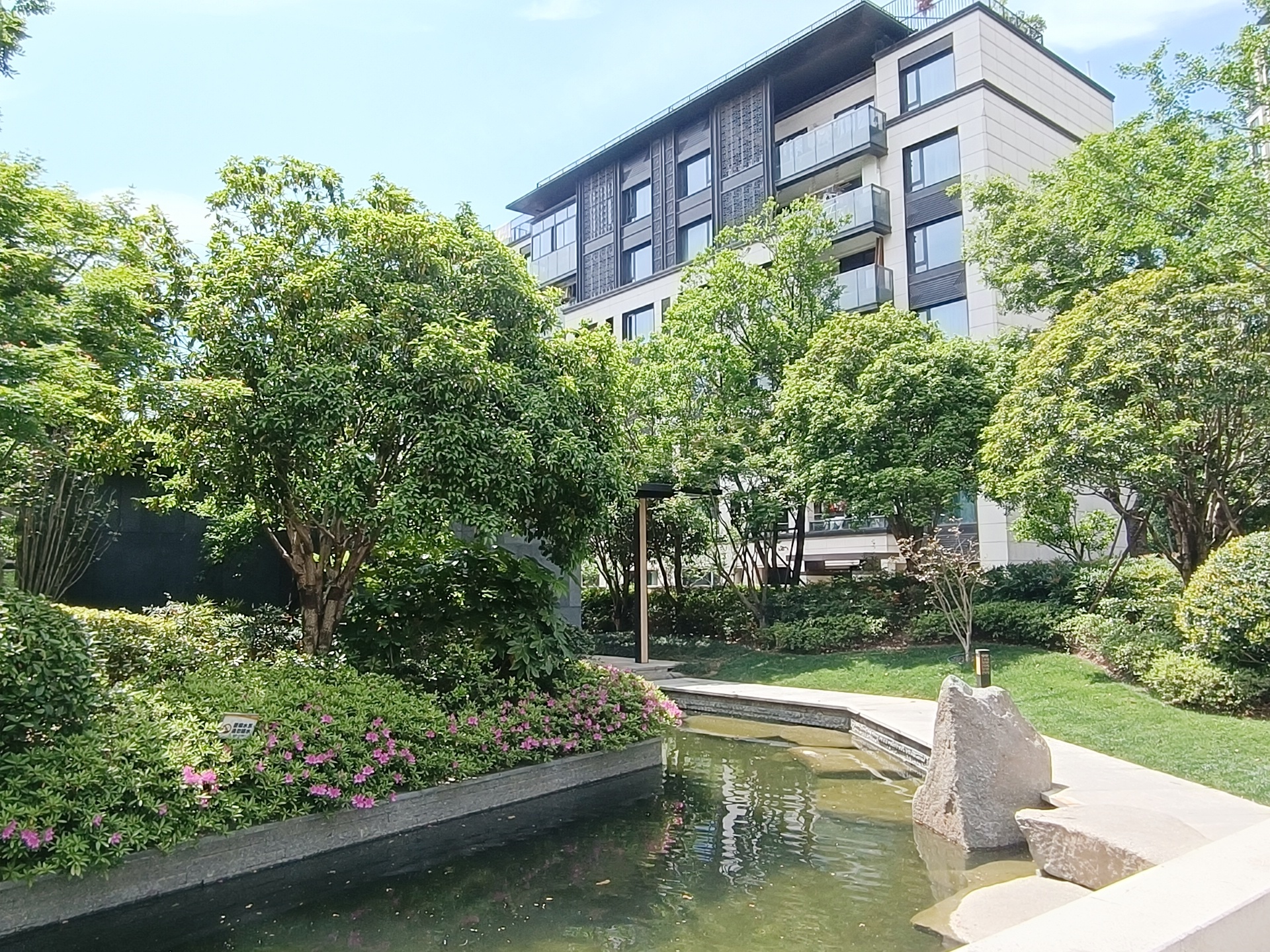 华夏四季小区实景 4