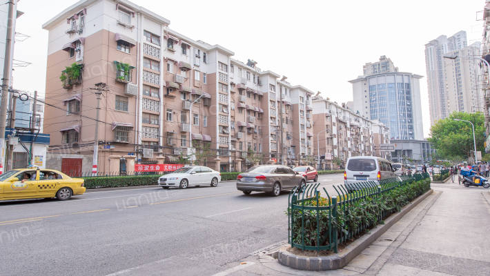 白云亭小区外景图