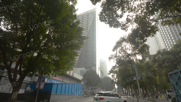 城市之光外景图