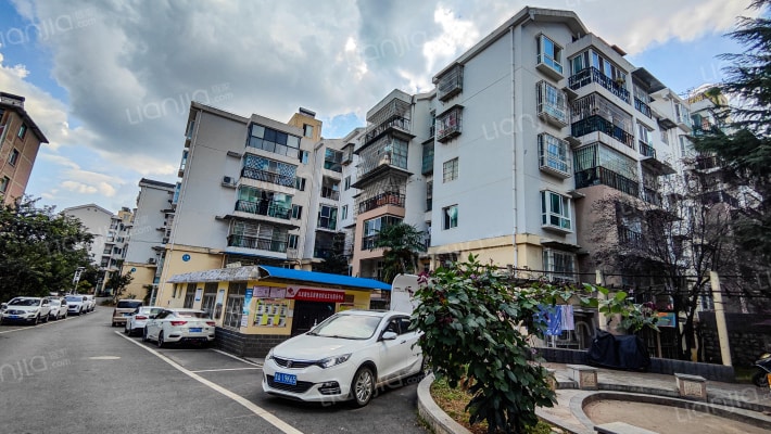 回龙路140号外景图