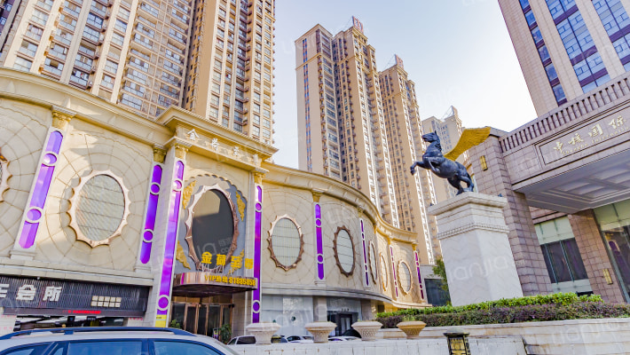 中核世纪广场外景图