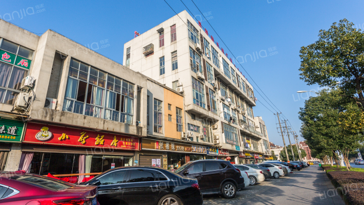 吴越新天地广场外景图