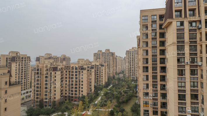 奥园越时代D区外景图