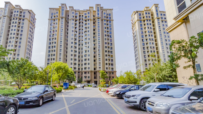 隆顺家园外景图