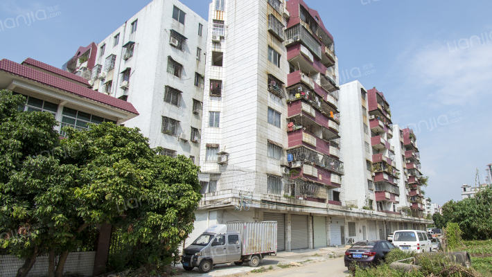 教师小区外景图