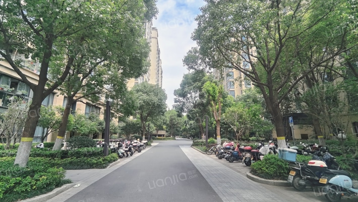 祥生群贤府外景图