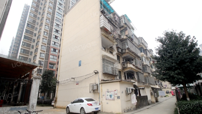 原二鞋厂宿舍外景图