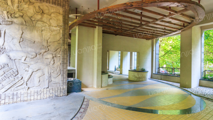 凯旋华庭外景图