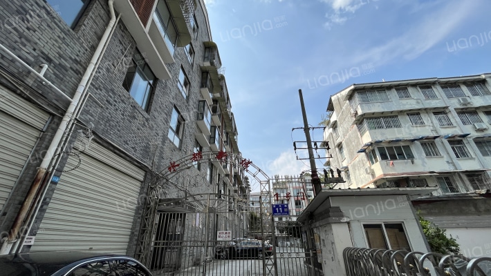 水都新城外景图