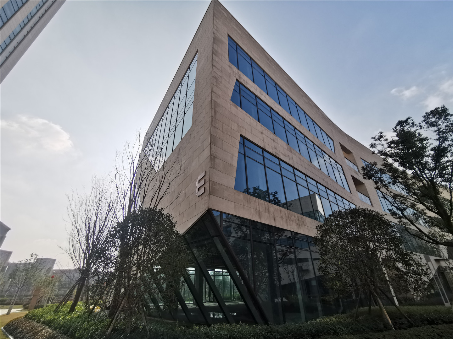 Hua Ce Center compound photo 4