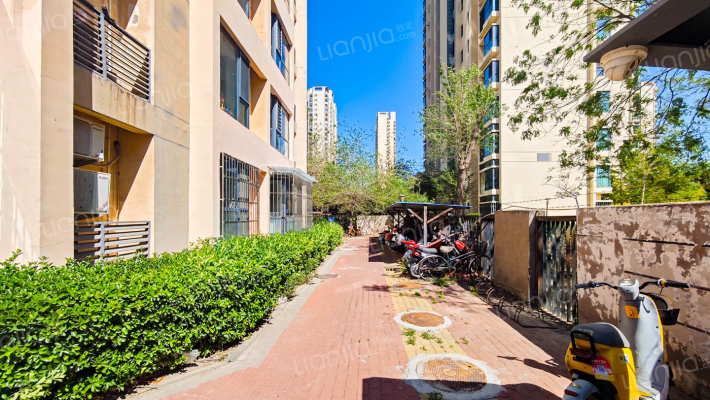 河畔馨居外景图