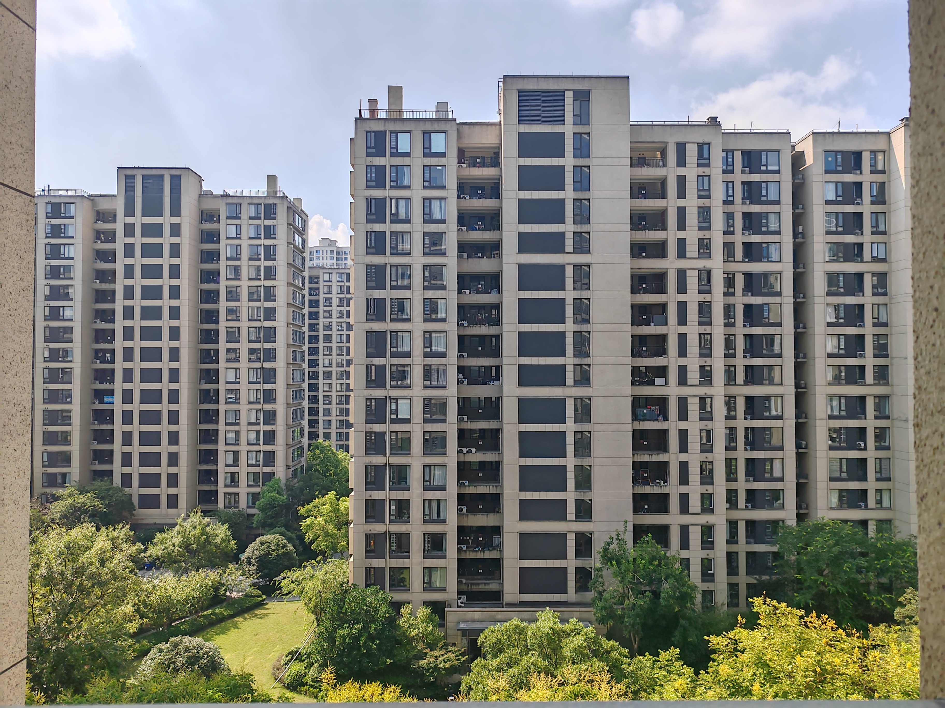 The Honor of City compound photo 2