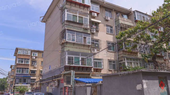 七里山南村五区外景图