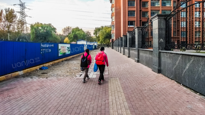 观江首府外景图