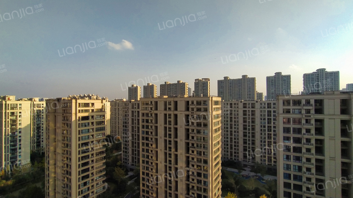 德圣博奥城外景图