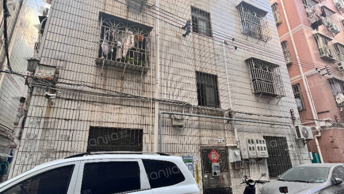 金坑山庄外景图