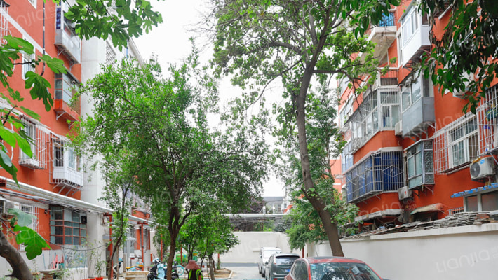 伊河路110号院外景图