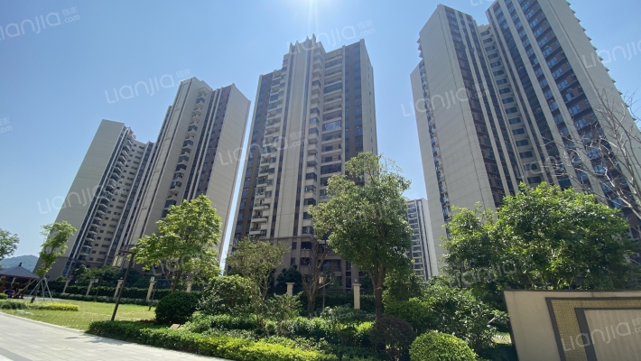 高明中梁首府外景图