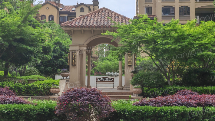 中国铁建西湖国际城外景图