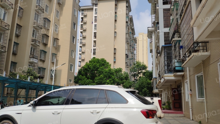 坛山花园外景图