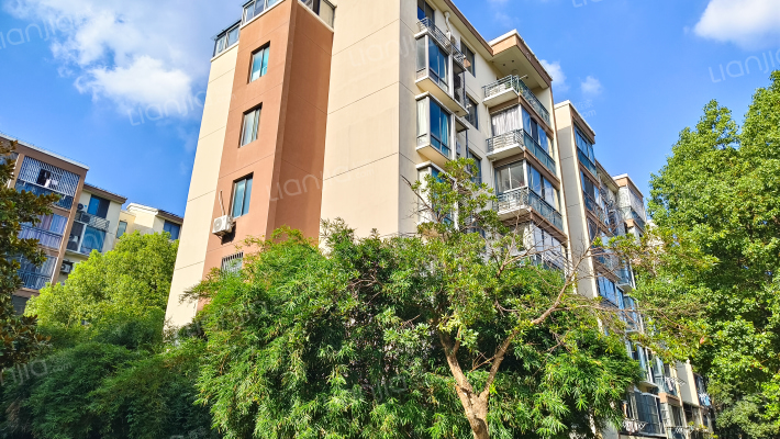 格林华城外景图