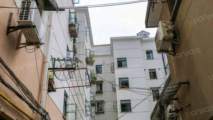 昆明路155弄外景图