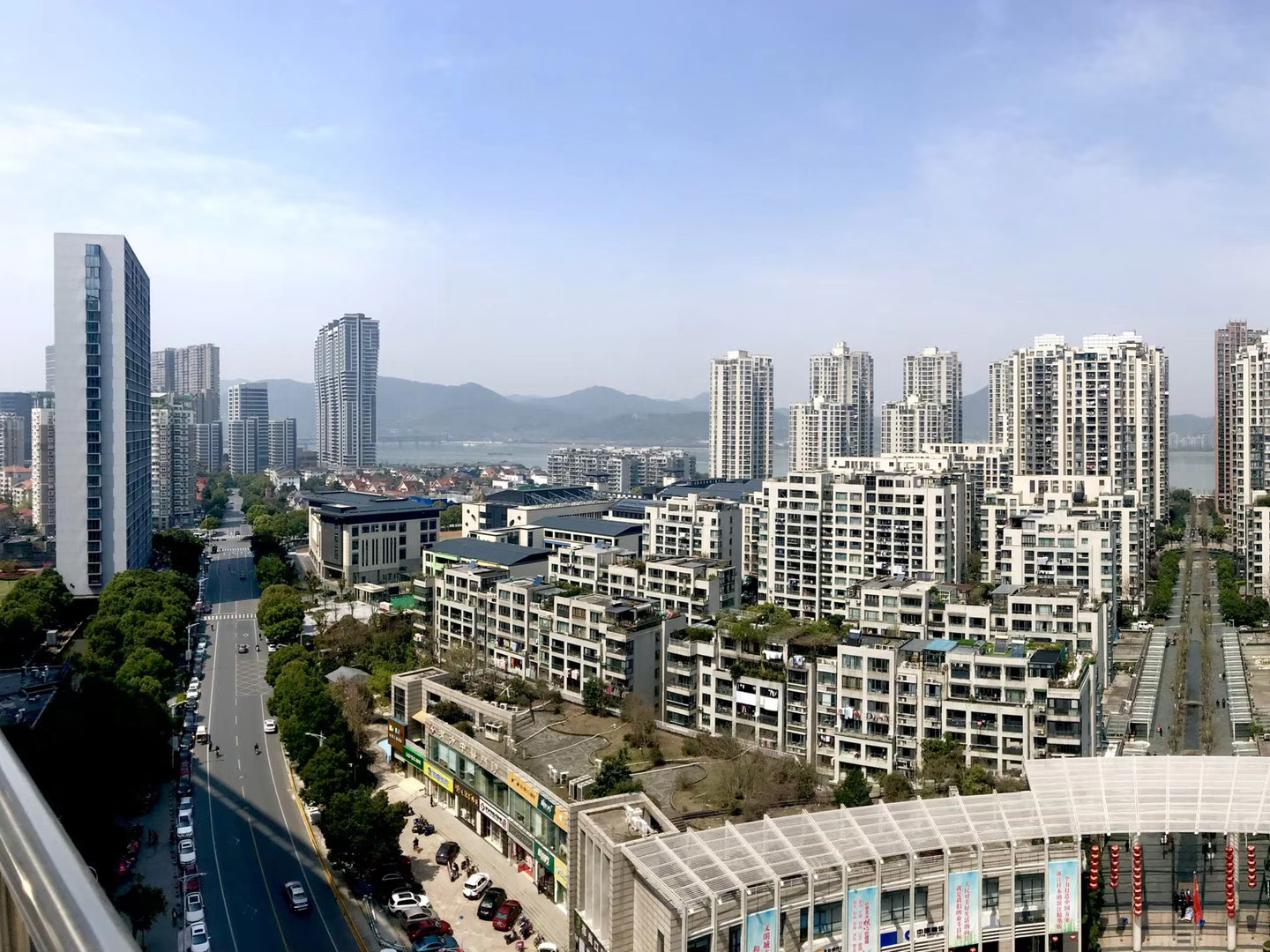 彩虹城小区实景 9