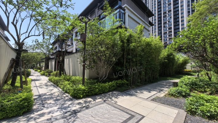 中国铁建·花语岭南外景图