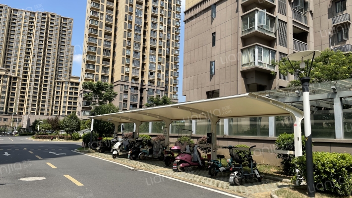 龙城汇萃园外景图