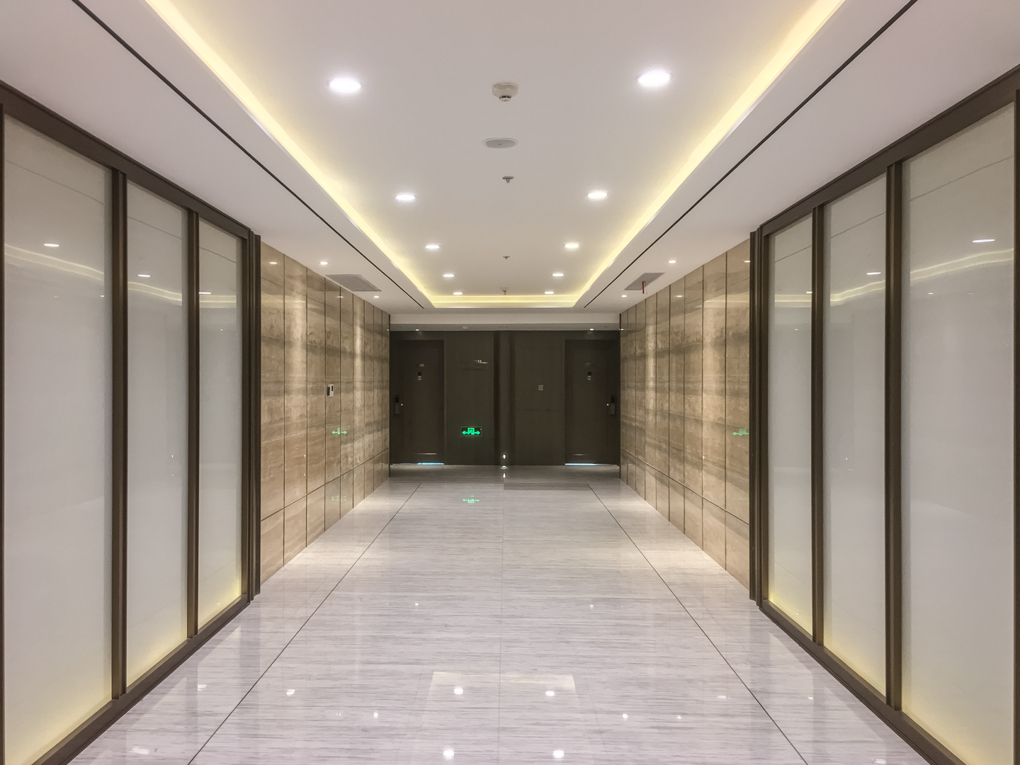 Shi Bao International compound photo 22